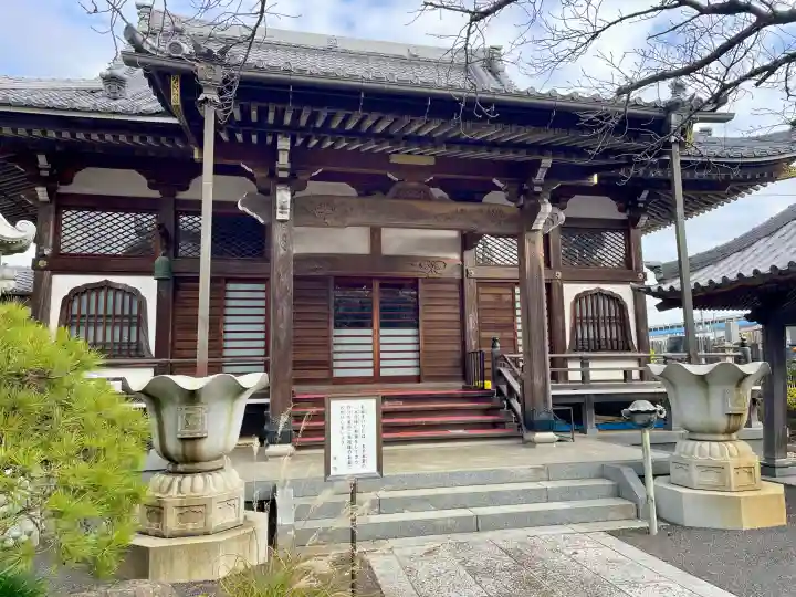 廣龍寺の{uncategorized: "未分類", other: "その他", undefined: "問題あり", building: "その他建物", grave: "お墓", sacred_gate: "鳥居", guardian: "狛犬", statue: "像", buddha: "仏像", history: "歴史", nature: "自然", garden: "庭園", animal: "動物", pagoda: "塔", temizu: "手水舎", mountain_gate: "山門・神門", sanctuary: "本殿・本堂", subordinate: "末社・摂社", art: "芸術", scenery: "景色", jizo: "地蔵", ema: "絵馬", goshuin: "御朱印", omikuji: "おみくじ", items: "授与品その他", amulet: "お守り", goshuincho: "御朱印帳", eats: "食事", festival: "お祭り", votive_dance: "神楽", shichigosan: "七五三参", wedding: "結婚式", experience: "体験その他", initially: "初詣", around: "周辺", anti_infection: "感染症対策"}
