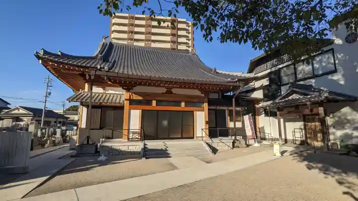 宝泉寺の本殿・本堂