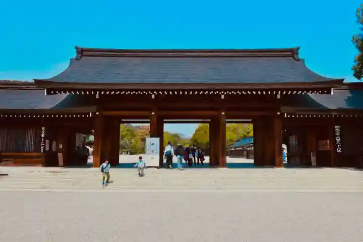 橿原神宮の{uncategorized: "未分類", other: "その他", undefined: "問題あり", building: "その他建物", grave: "お墓", sacred_gate: "鳥居", guardian: "狛犬", statue: "像", buddha: "仏像", history: "歴史", nature: "自然", garden: "庭園", animal: "動物", pagoda: "塔", temizu: "手水舎", mountain_gate: "山門・神門", sanctuary: "本殿・本堂", subordinate: "末社・摂社", art: "芸術", scenery: "景色", jizo: "地蔵", ema: "絵馬", goshuin: "御朱印", omikuji: "おみくじ", items: "授与品その他", amulet: "お守り", goshuincho: "御朱印帳", eats: "食事", festival: "お祭り", votive_dance: "神楽", shichigosan: "七五三参", wedding: "結婚式", experience: "体験その他", initially: "初詣", around: "周辺", anti_infection: "感染症対策"}