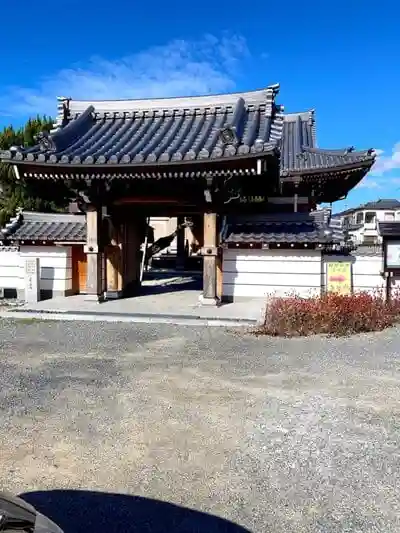禅寂寺の山門