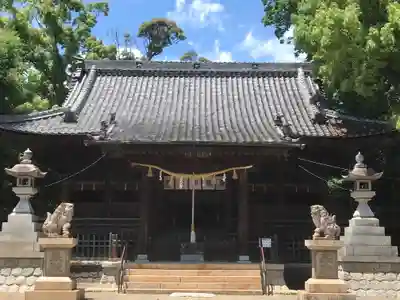 豊川進雄神社の本殿・本堂