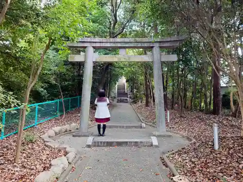 八ツ尾八幡社の鳥居