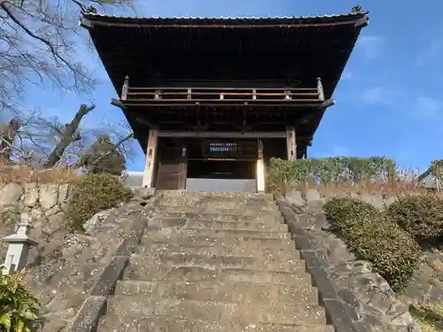 西源寺の山門