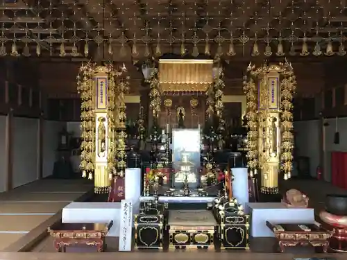 西光寺の本殿・本堂