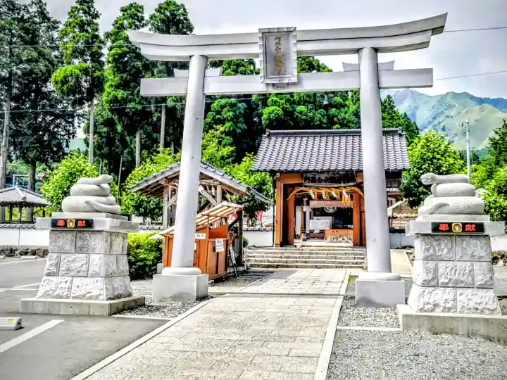 阿蘇白水龍神權現~白蛇神社~(熊本県)