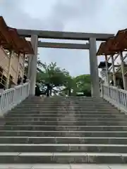 伊勢山皇大神宮の鳥居