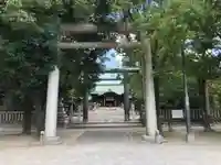 溝旗神社(肇國神社)の鳥居