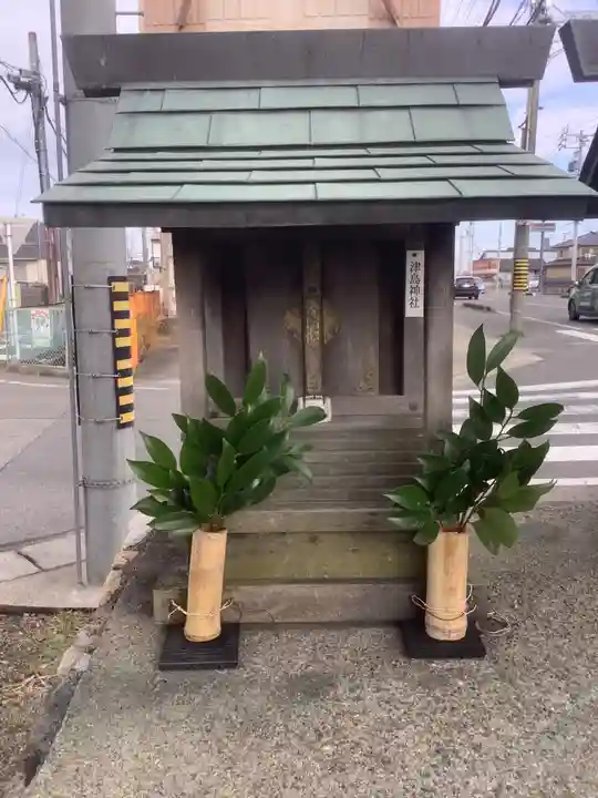 三社(津島神社・秋葉神社・南宮大社)の本殿・本堂