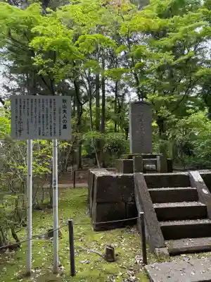 本土寺の{uncategorized: "未分類", other: "その他", undefined: "問題あり", building: "その他建物", grave: "お墓", sacred_gate: "鳥居", guardian: "狛犬", statue: "像", buddha: "仏像", history: "歴史", nature: "自然", garden: "庭園", animal: "動物", pagoda: "塔", temizu: "手水舎", mountain_gate: "山門・神門", sanctuary: "本殿・本堂", subordinate: "末社・摂社", art: "芸術", scenery: "景色", jizo: "地蔵", ema: "絵馬", goshuin: "御朱印", omikuji: "おみくじ", items: "授与品その他", amulet: "お守り", goshuincho: "御朱印帳", eats: "食事", festival: "お祭り", votive_dance: "神楽", shichigosan: "七五三参", wedding: "結婚式", experience: "体験その他", initially: "初詣", around: "周辺", anti_infection: "感染症対策"}