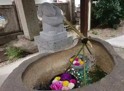 三輪神社の手水舎