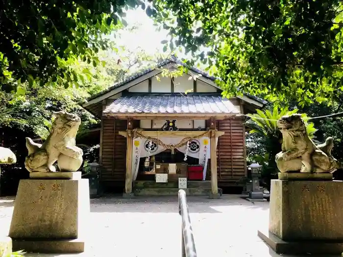 玉山神社の本殿