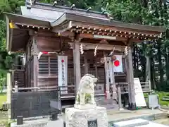 神明社の本殿