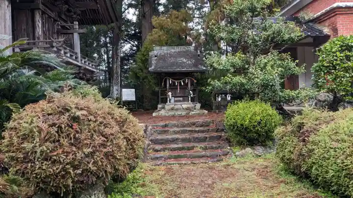 小村神社の末社・摂社