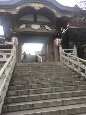 湯島天満宮の山門・神門