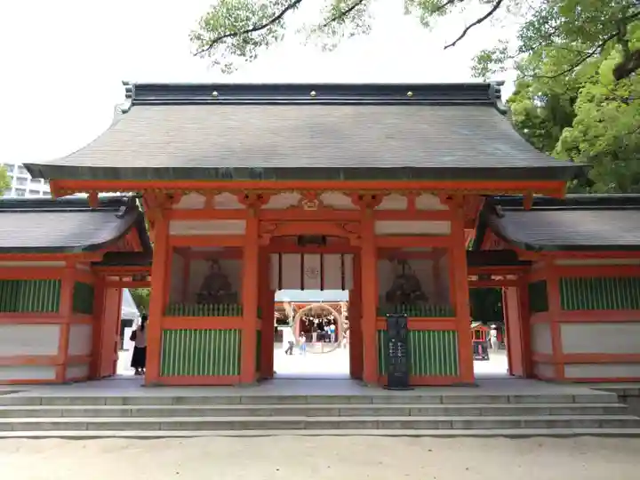 住吉神社の山門・神門