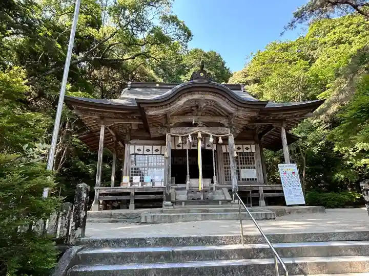 仁比山神社の{uncategorized: "未分類", other: "その他", undefined: "問題あり", building: "その他建物", grave: "お墓", sacred_gate: "鳥居", guardian: "狛犬", statue: "像", buddha: "仏像", history: "歴史", nature: "自然", garden: "庭園", animal: "動物", pagoda: "塔", temizu: "手水舎", mountain_gate: "山門・神門", sanctuary: "本殿・本堂", subordinate: "末社・摂社", art: "芸術", scenery: "景色", jizo: "地蔵", ema: "絵馬", goshuin: "御朱印", omikuji: "おみくじ", items: "授与品その他", amulet: "お守り", goshuincho: "御朱印帳", eats: "食事", festival: "お祭り", votive_dance: "神楽", shichigosan: "七五三参", wedding: "結婚式", experience: "体験その他", initially: "初詣", around: "周辺", anti_infection: "感染症対策"}