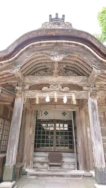 下山神社の本殿・本堂