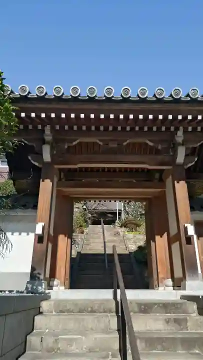 法雲寺の{uncategorized: "未分類", other: "その他", undefined: "問題あり", building: "その他建物", grave: "お墓", sacred_gate: "鳥居", guardian: "狛犬", statue: "像", buddha: "仏像", history: "歴史", nature: "自然", garden: "庭園", animal: "動物", pagoda: "塔", temizu: "手水舎", mountain_gate: "山門・神門", sanctuary: "本殿・本堂", subordinate: "末社・摂社", art: "芸術", scenery: "景色", jizo: "地蔵", ema: "絵馬", goshuin: "御朱印", omikuji: "おみくじ", items: "授与品その他", amulet: "お守り", goshuincho: "御朱印帳", eats: "食事", festival: "お祭り", votive_dance: "神楽", shichigosan: "七五三参", wedding: "結婚式", experience: "体験その他", initially: "初詣", around: "周辺", anti_infection: "感染症対策"}