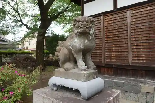 巨椋神社の狛犬