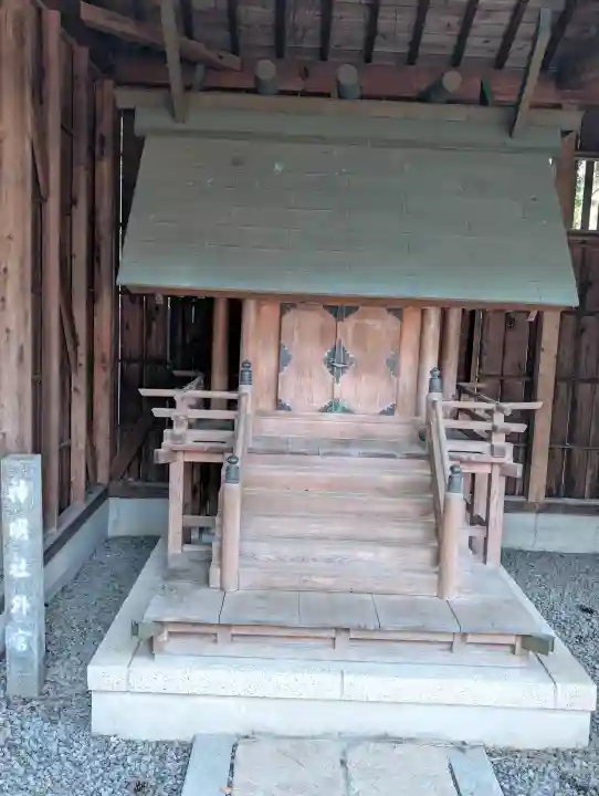 氣比神宮の{uncategorized: "未分類", other: "その他", undefined: "問題あり", building: "その他建物", grave: "お墓", sacred_gate: "鳥居", guardian: "狛犬", statue: "像", buddha: "仏像", history: "歴史", nature: "自然", garden: "庭園", animal: "動物", pagoda: "塔", temizu: "手水舎", mountain_gate: "山門・神門", sanctuary: "本殿・本堂", subordinate: "末社・摂社", art: "芸術", scenery: "景色", jizo: "地蔵", ema: "絵馬", goshuin: "御朱印", omikuji: "おみくじ", items: "授与品その他", amulet: "お守り", goshuincho: "御朱印帳", eats: "食事", festival: "お祭り", votive_dance: "神楽", shichigosan: "七五三参", wedding: "結婚式", experience: "体験その他", initially: "初詣", around: "周辺", anti_infection: "感染症対策"}