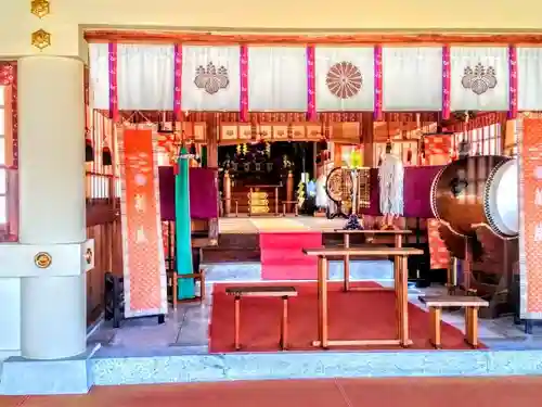白鳥神社の本殿・本堂