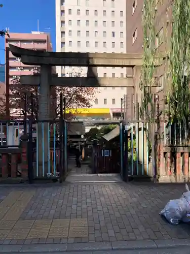 柳森神社の鳥居