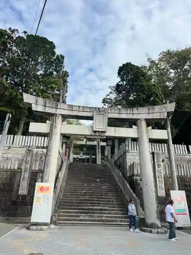 宮地嶽神社の鳥居