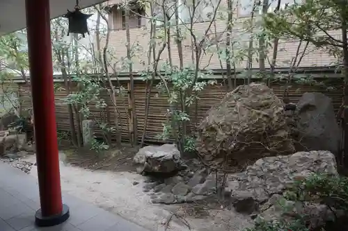 二宮神社の庭園