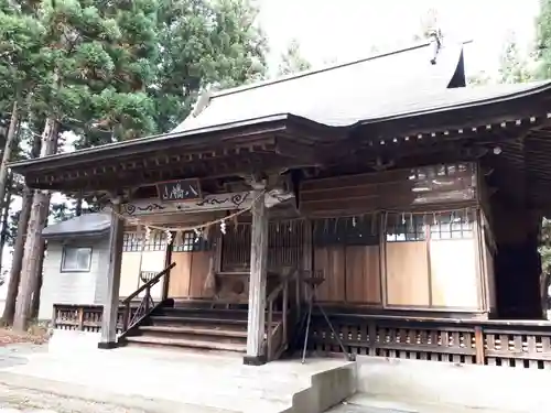 横手八幡神社の本殿・本堂