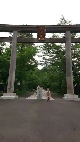 高麗神社の鳥居