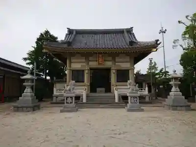 白山神社の本殿・本堂