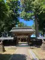 守りの神 藤基神社の山門・神門
