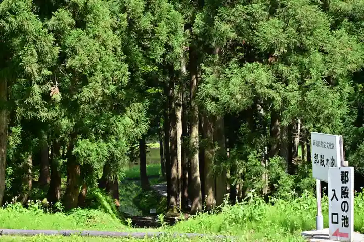 郡殿の池弁財天社のその他建物