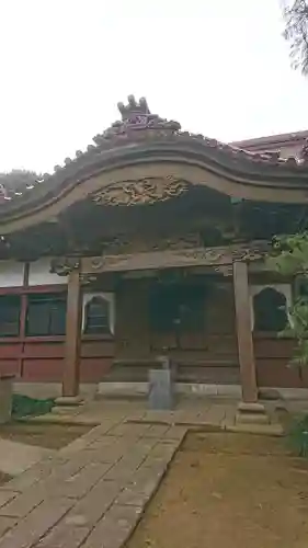 高根寺の本殿・本堂