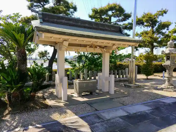 小川熱田社の手水舎