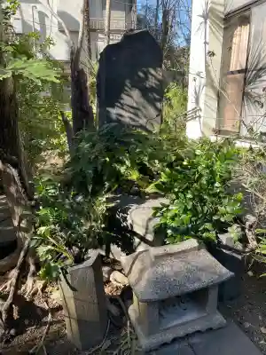 長元寺の{uncategorized: "未分類", other: "その他", undefined: "問題あり", building: "その他建物", grave: "お墓", sacred_gate: "鳥居", guardian: "狛犬", statue: "像", buddha: "仏像", history: "歴史", nature: "自然", garden: "庭園", animal: "動物", pagoda: "塔", temizu: "手水舎", mountain_gate: "山門・神門", sanctuary: "本殿・本堂", subordinate: "末社・摂社", art: "芸術", scenery: "景色", jizo: "地蔵", ema: "絵馬", goshuin: "御朱印", omikuji: "おみくじ", items: "授与品その他", amulet: "お守り", goshuincho: "御朱印帳", eats: "食事", festival: "お祭り", votive_dance: "神楽", shichigosan: "七五三参", wedding: "結婚式", experience: "体験その他", initially: "初詣", around: "周辺", anti_infection: "感染症対策"}