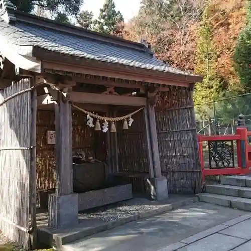 小田八幡宮の手水