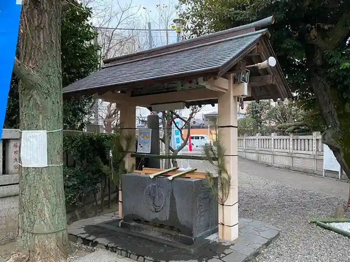 白鬚神社の手水舎