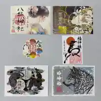 令和8年2月限定御朱印 並びに各種御朱印

御朱印、御朱印帳は郵送でも承ります。
詳しくは柏神社ホームページをご覧下さい。

https://www.kashiwajinja.com

2月の社務業務のお休み日はありません。
 
平日は10時から16時
土日祝は9時半から16時となります。

⭐︎✳︎⭐︎⭐︎✳︎⭐︎⭐︎✳︎⭐︎⭐︎✳︎⭐︎⭐︎✳︎⭐︎✳︎⭐︎✳︎

『天長祭』　初穂料800円
2月23日の天皇誕生日をお祝いする御朱印です。落水紙に金の箔押し印を施しています。

『八坂神社』
紙を抄く際に水滴を落として模様をつける落水紙を使用しています。柏神社は京都八坂神社と山形出羽神社の合祀社です。

『午年』　初穂料500円
《馬》の文字をデザインした1-2月限定御朱印です。日付が入ります。

『福はうち』　初穂料800円
2月限定、おかめと鬼達が描かれた可愛らしい型抜き御朱印。

『ベルサイユのバラ×柏神社コラボレーション御朱印』
初穂料 各1000円（2種）
今なお世界中で愛される「ベルサイユのバラ」は、作者の池田理代子氏が約20年暮らした柏の地で描かれました。そのご縁から実現したコラボレーション御朱印となります。


『タイガー＆ドラゴン』   初穂料1800円
力強い龍と虎をデザインした、限定の切り絵御朱印です。

『神使い』　初穂料1500円
神の使いとされる狼と月をモチーフにした切り絵御朱印です。

Instagramをフォローしていただくと、御朱印や行事のご案内、看板犬ロタ（🐶）の新情報、ライブ配信通知案内が可能となります。是非フォローをお願い致します。


#柏神社 #御朱印   #御朱印ガール   #御朱印巡り   #御朱印好き    #御朱印スタグラム  #限定御朱印  #御朱印巡りの旅  #御朱印さんぽ   #カラフル御朱印  #アート御朱印   #御朱印帳  #御朱印郵送 #omairi  #おまいり#神社仏閣が好き
#月替わり御朱印 #千葉県  #柏市 #羽黒神社 #八坂神社 
#hotokami #ホトカミ
#オオカミ御朱印 #フクロウ御朱印 #ハシビロコウ御朱印 
#切り絵御朱印 
#令和8年
#猫御朱印 
#ベルサイユのばら　#ベルばら御朱印 #ベルばら #初詣 #お正月
