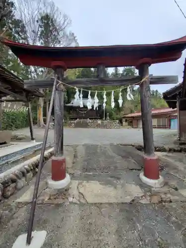 上蒔田椋神社の鳥居