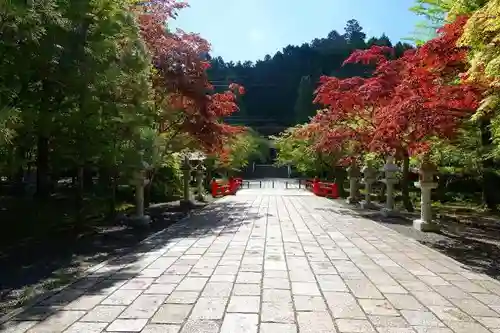 高野山金剛峯寺奥の院の建物その他