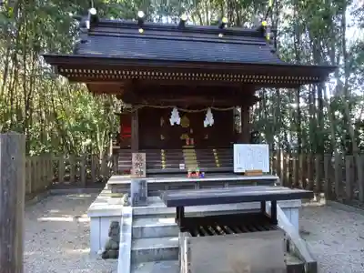 出雲大社相模分祠の末社・摂社