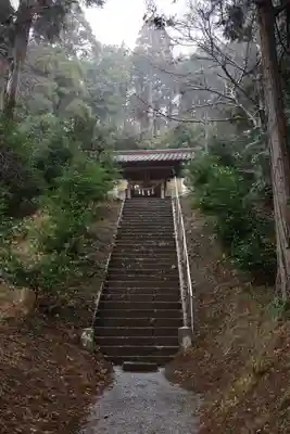 八幡神社の山門・神門