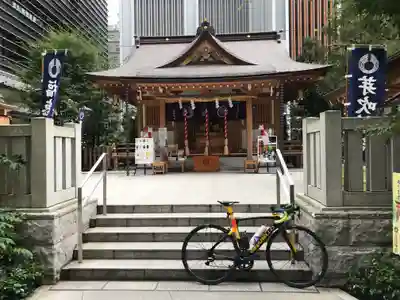 福徳神社（芽吹稲荷）の本殿・本堂