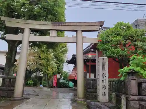 麻布氷川神社の鳥居