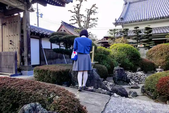 修造院(曼陀羅寺塔頭)の手水舎