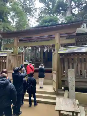 奥宮(鹿島神宮摂社)の{uncategorized: "未分類", other: "その他", undefined: "問題あり", building: "その他建物", grave: "お墓", sacred_gate: "鳥居", guardian: "狛犬", statue: "像", buddha: "仏像", history: "歴史", nature: "自然", garden: "庭園", animal: "動物", pagoda: "塔", temizu: "手水舎", mountain_gate: "山門・神門", sanctuary: "本殿・本堂", subordinate: "末社・摂社", art: "芸術", scenery: "景色", jizo: "地蔵", ema: "絵馬", goshuin: "御朱印", omikuji: "おみくじ", items: "授与品その他", amulet: "お守り", goshuincho: "御朱印帳", eats: "食事", festival: "お祭り", votive_dance: "神楽", shichigosan: "七五三参", wedding: "結婚式", experience: "体験その他", initially: "初詣", around: "周辺", anti_infection: "感染症対策"}