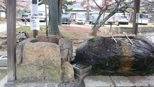 氷室神社の手水舎