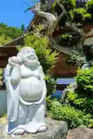 龍春寺の本殿・本堂