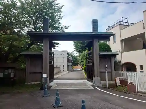瑞聖寺の山門・神門